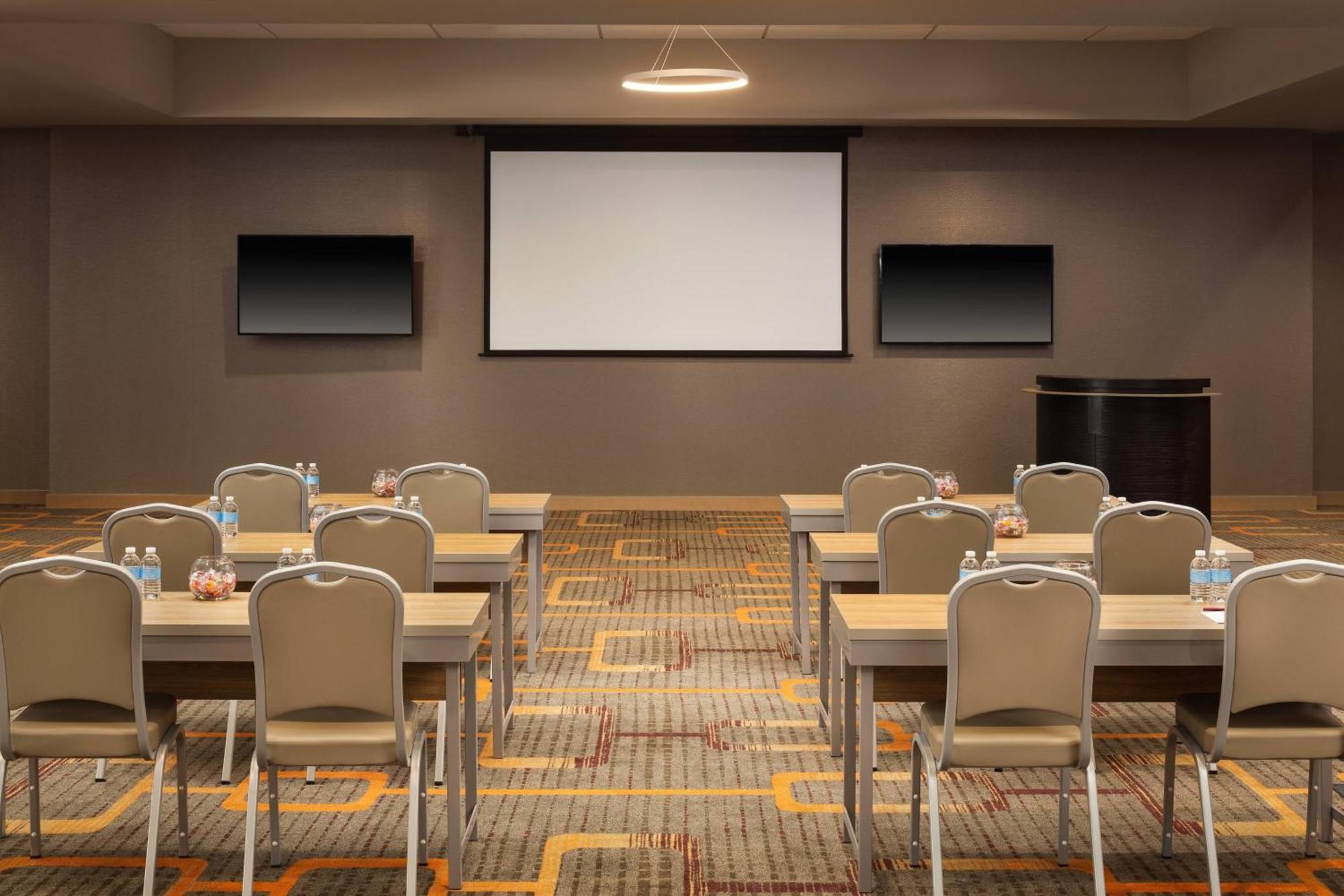 Residence Inn By Marriott San Jose Cupertino Bagian luar foto