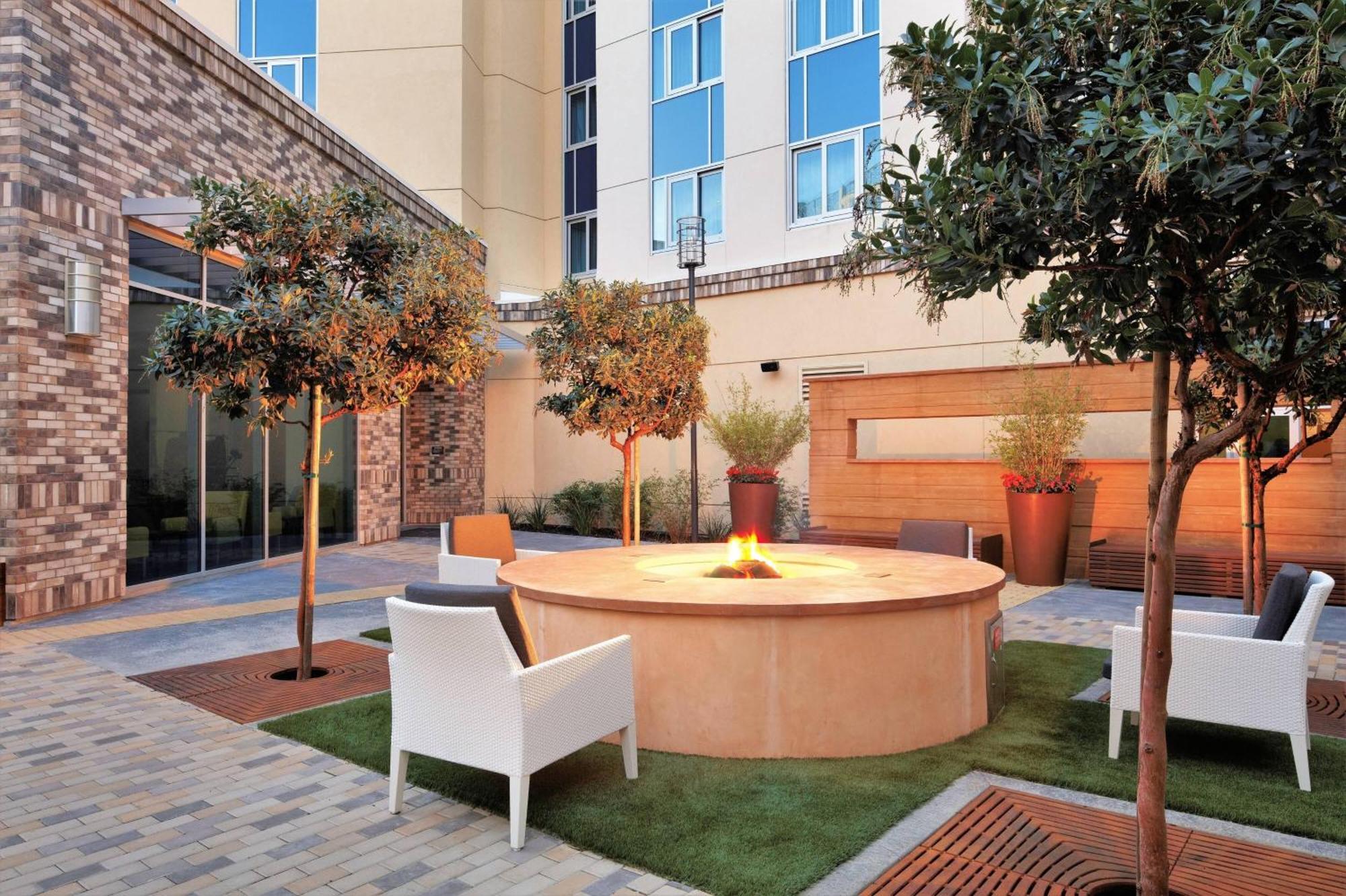 Residence Inn By Marriott San Jose Cupertino Bagian luar foto